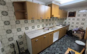 Property slide 19