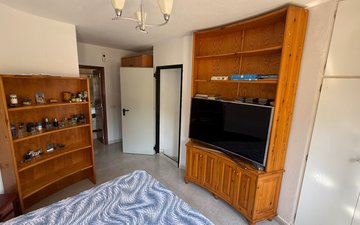 Property slide 21