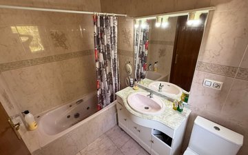 Property slide 22
