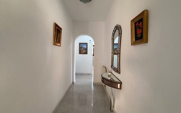 Property slide 32