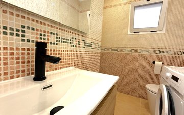 Property slide 21