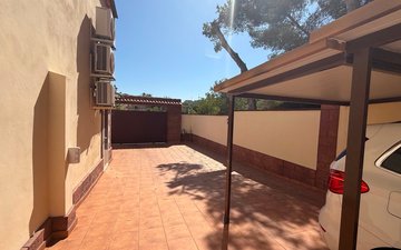 Property slide 7