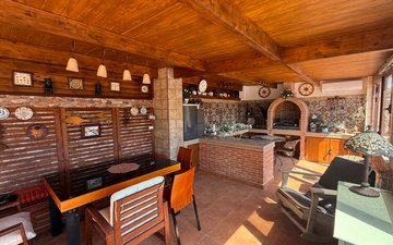 Property slide 25