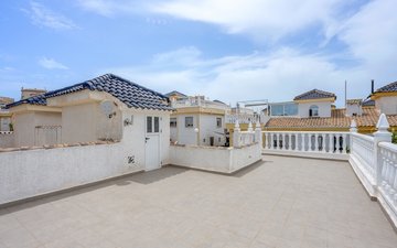 Property slide 32