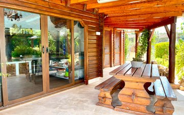 Property slide 18