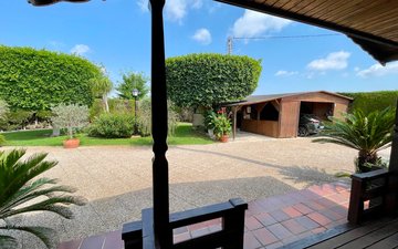 Property slide 25