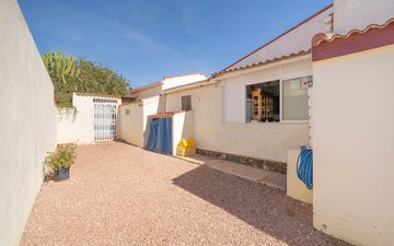 Property slide 32