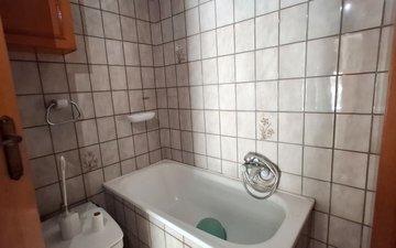 Property slide 28