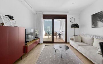 Property slide 10