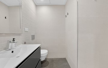 Property slide 22