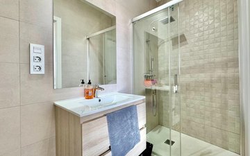 Property slide 20