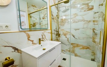Property slide 21