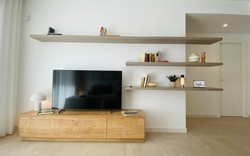 Property slide 7