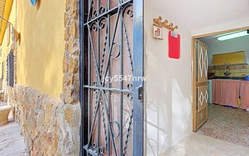 Property slide 18