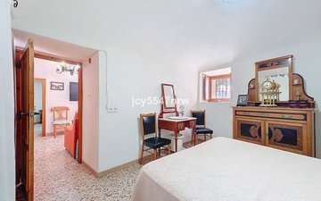 Property slide 24