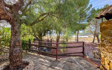 Property slide 41
