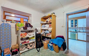 Property slide 37