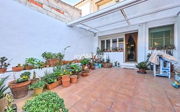 Property slide 44