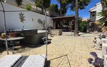 Property slide 43