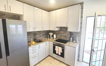 Property slide 20