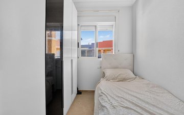 Property slide 22