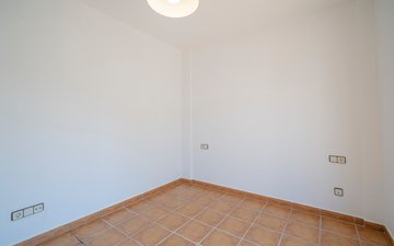 Property slide 22
