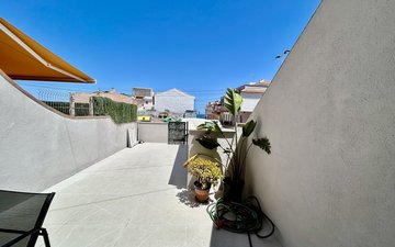 Property slide 21