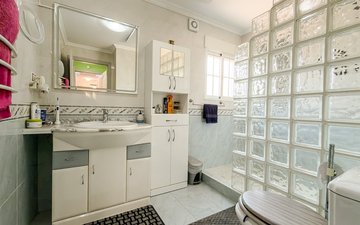 Property slide 31
