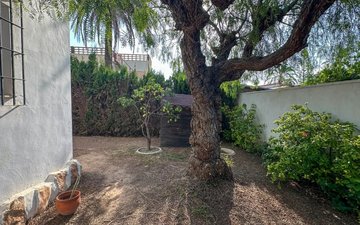Property slide 14