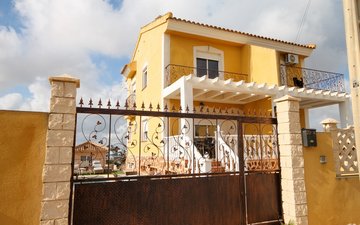 Property slide 4