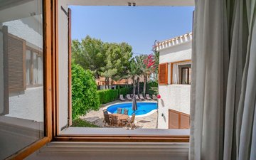 Property slide 25