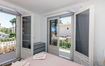Property slide 31