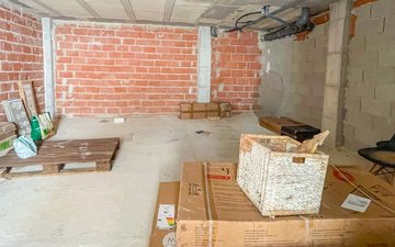 Property slide 28