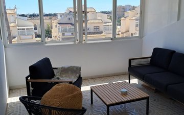 Property slide 32