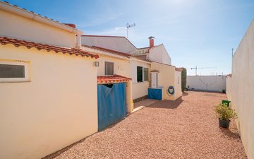 Property slide 31