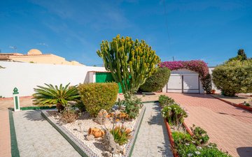 Property slide 36