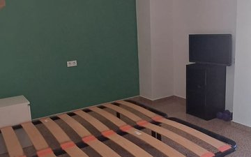 Property slide 16