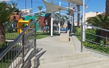 Property slide 40