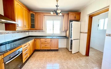 Property slide 32