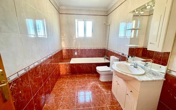 Property slide 40