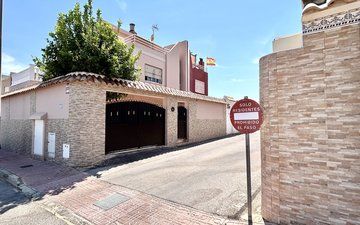 Property slide 32