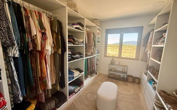 Property slide 25