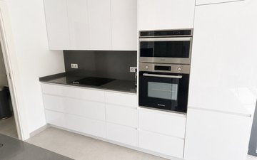 Property slide 10