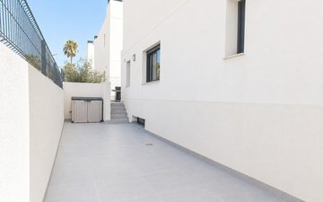 Property slide 30