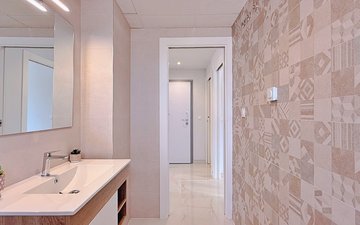 Property slide 24
