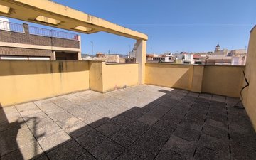 Property slide 16