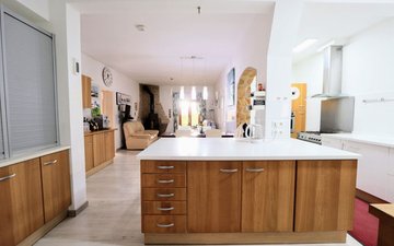 Property slide 15
