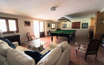 Property slide 36