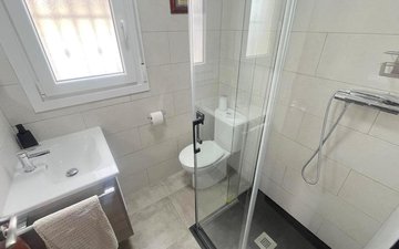 Property slide 44