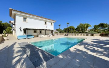 Property slide 21
